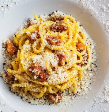 CARBONARA & CHAMPAGNE da Armando al Pantheon