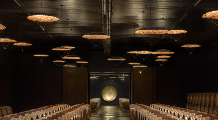 CATELLANI & SMITH PER LA TENUTA SOAVE PIEROPAN: una suggestiva illuminazione custom